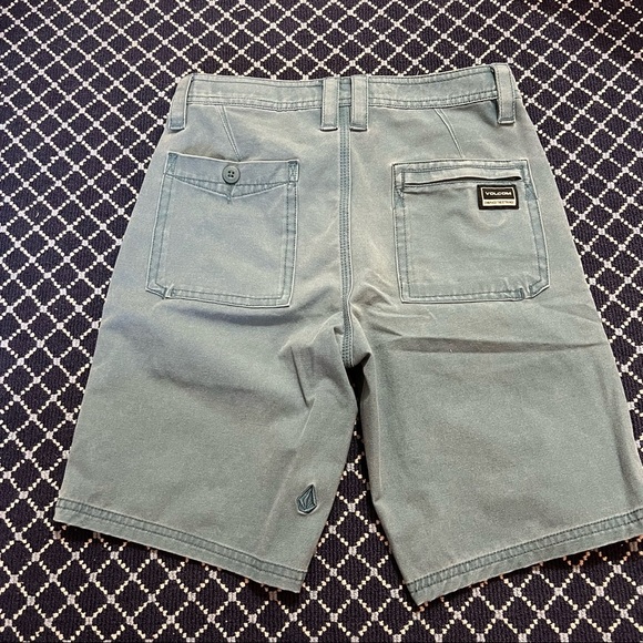 Volcom Shorts - Picture 4 of 4